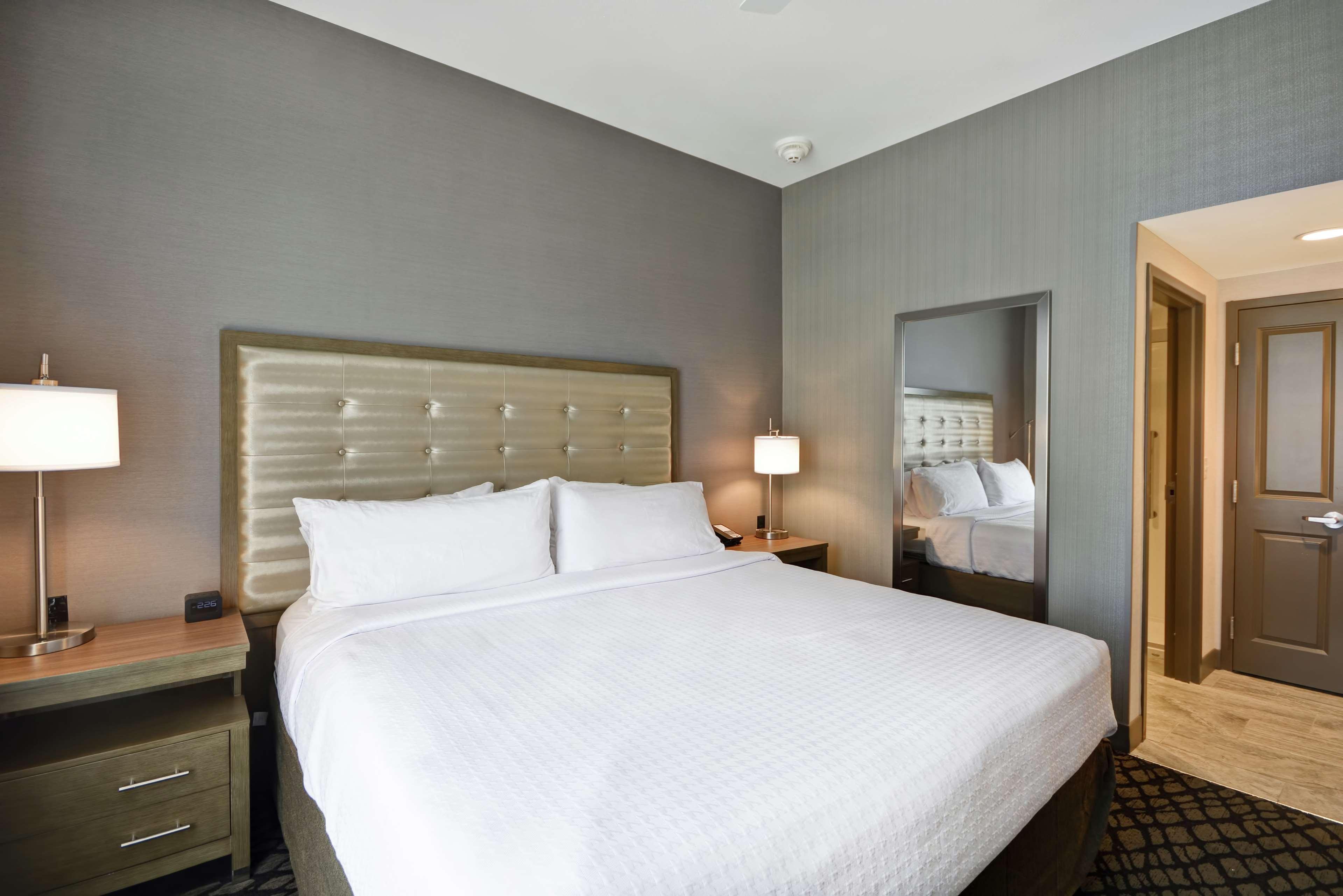 Homewood Suites By Hilton Warren Detroit Экстерьер фото