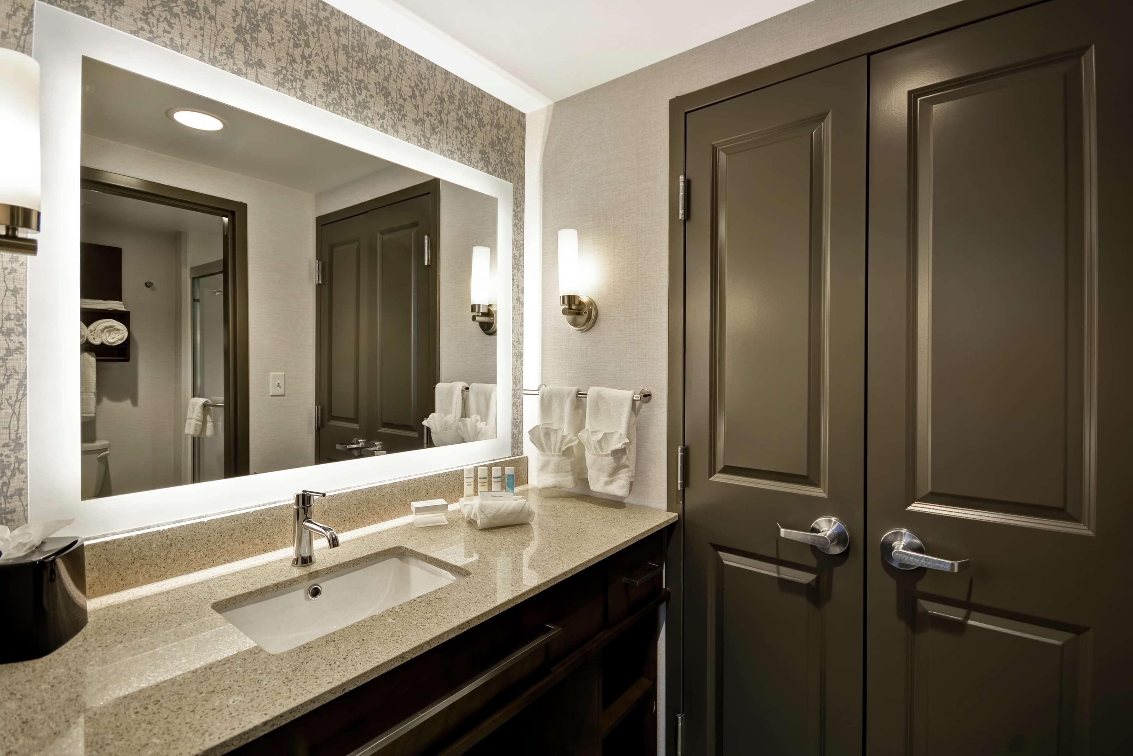 Homewood Suites By Hilton Warren Detroit Экстерьер фото