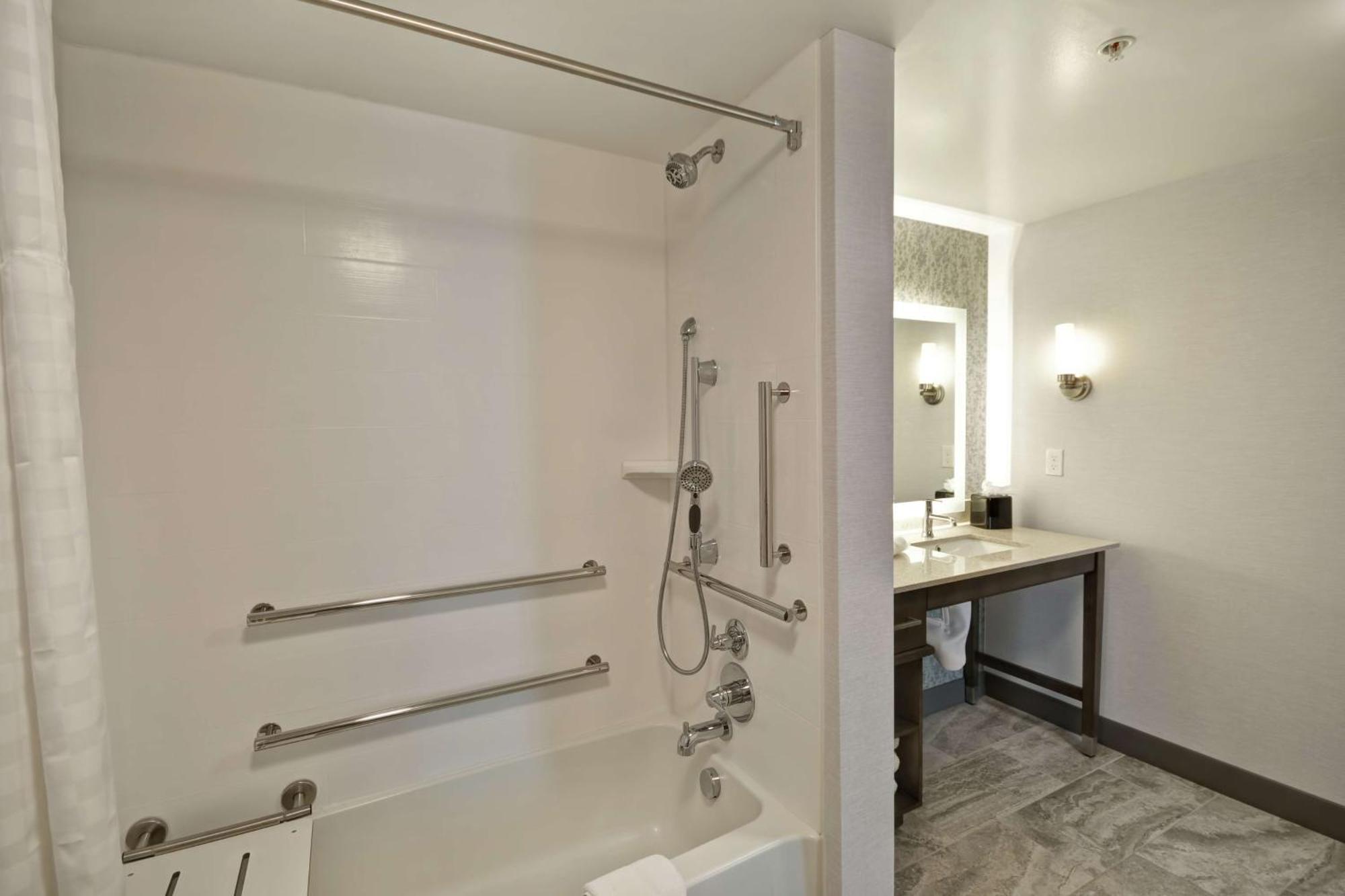 Homewood Suites By Hilton Warren Detroit Экстерьер фото
