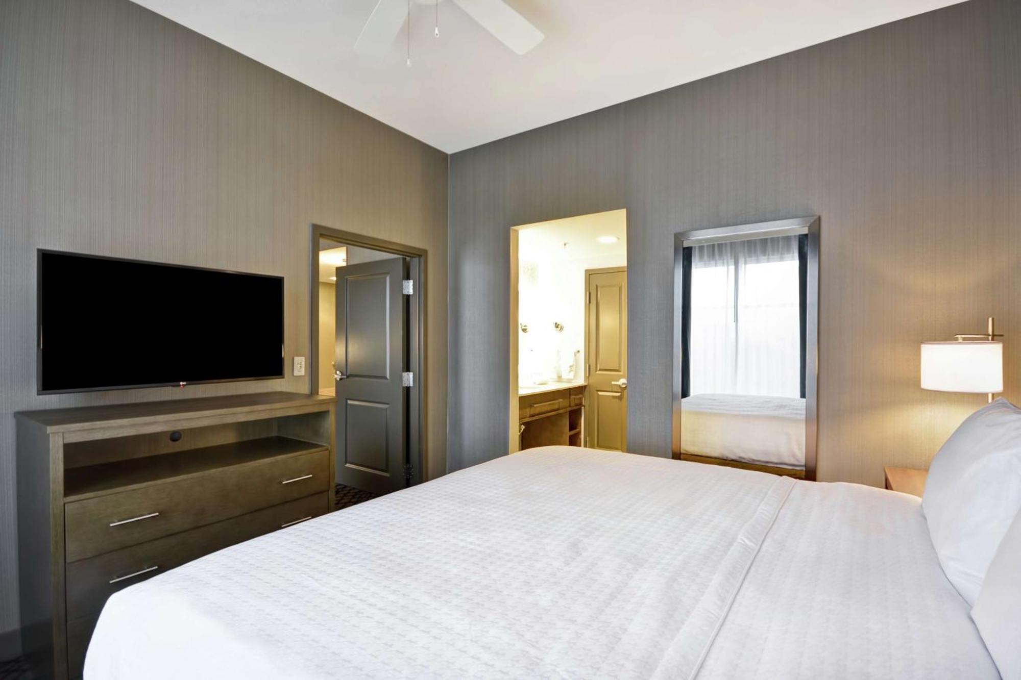 Homewood Suites By Hilton Warren Detroit Экстерьер фото