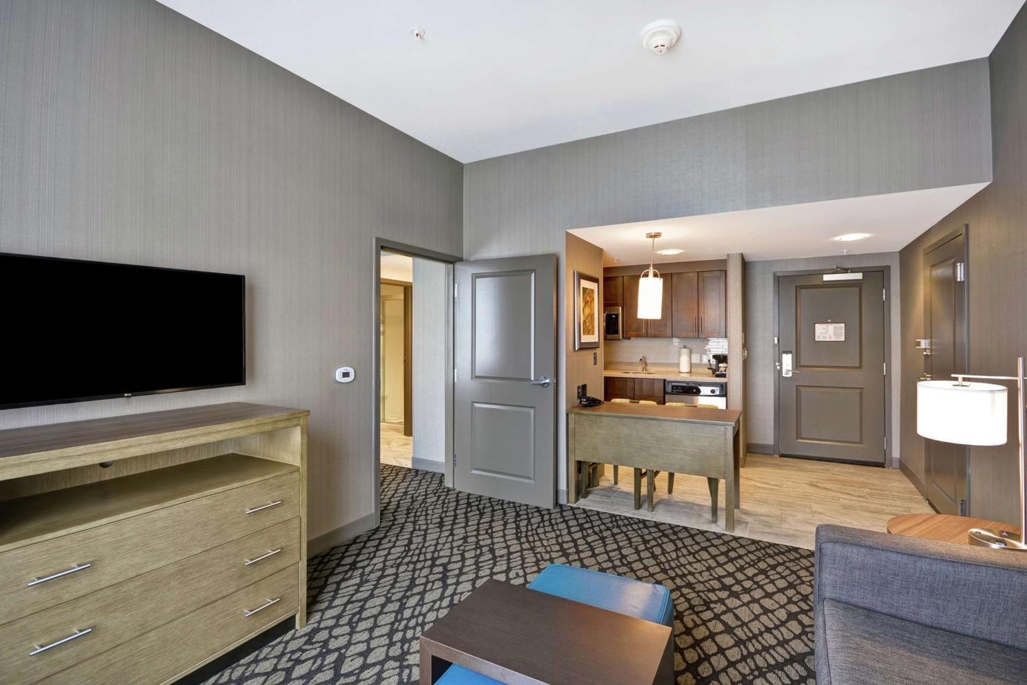 Homewood Suites By Hilton Warren Detroit Экстерьер фото